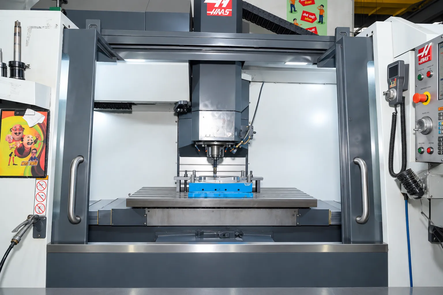 Machining a mould plate